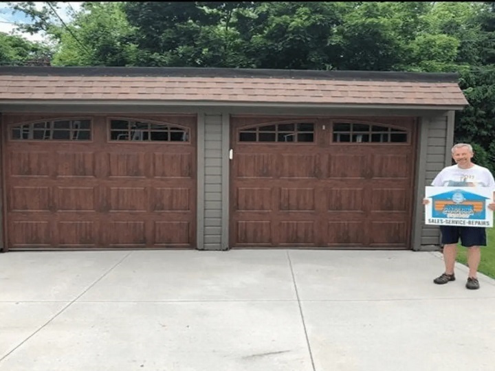 Professional Garage Door Service in Mentor