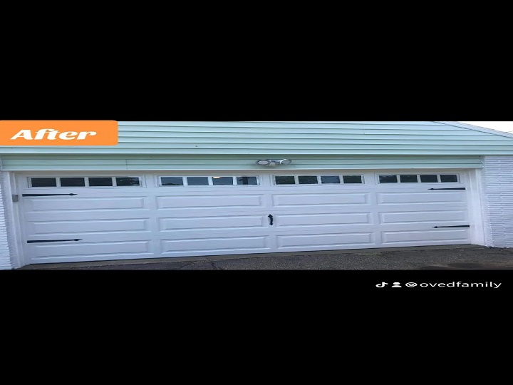 Garage door service Solon